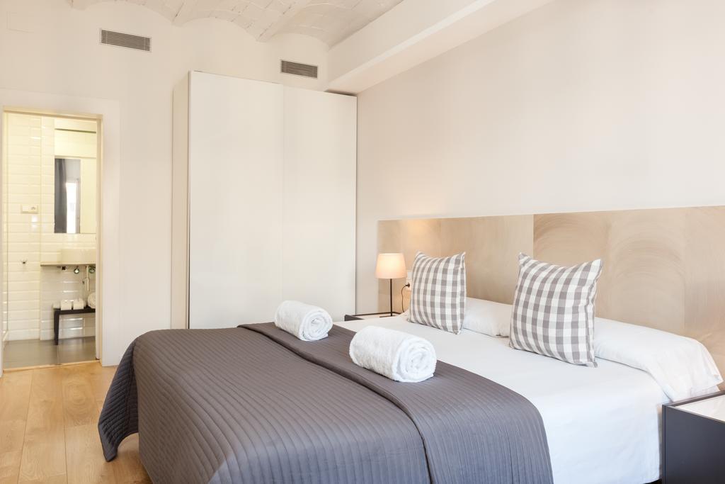 Rent Top Apartments Rambla Catalunya Барселона Экстерьер фото